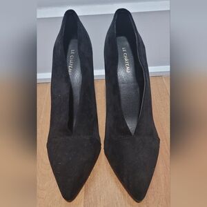 Chateau Women's Elegant Black Heels